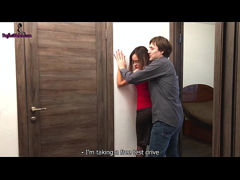 ❤️ I-Realtor e-Sexy idlala i-pussy kunye ne-Fucks ngelixa ithengisa igumbi layo-Krempai ☑  kuthi xh.hentaibar.ru